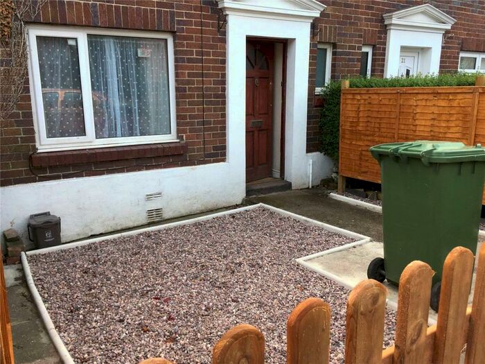 4 Bedroom House To Rent In Well Street, Bangor, Gwynedd, LL57