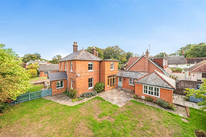 4 Bedroom Property For Sale In South Holme, Stourpaine, Blandford Forum, DT11