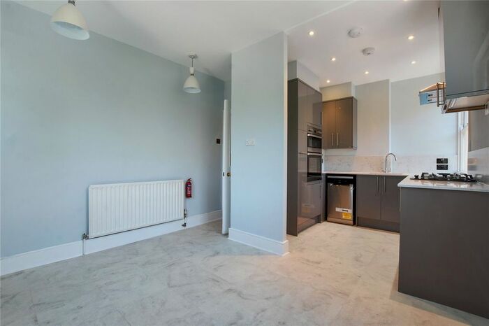 3 Bedroom Terraced House To Rent In Langthorne Street, Fulham, SW6