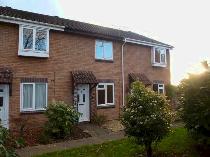 2 Bedroom Property To Rent In Lavender Court, Frome, BA11