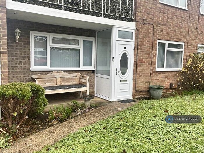 2 Bedroom Maisonette To Rent In Birchington Close, Maidstone, ME14