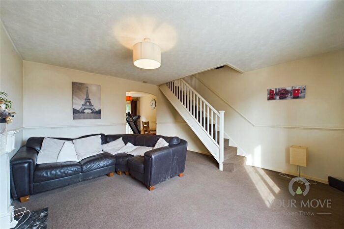 3 Bedroom Semi-Detached House For Sale In Yeoman Meadow, Northampton, Northamptonshire, NN4