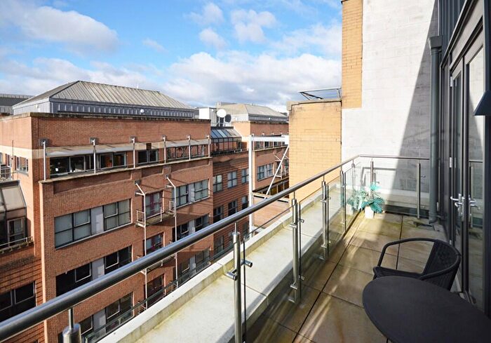 2 Bedroom Apartment To Rent In Redcliff Street, Bristol, BS1