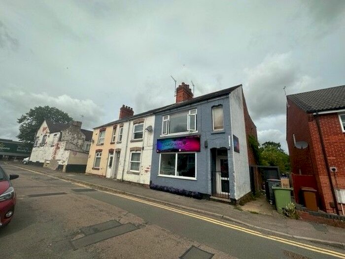 1 Bedroom Flat To Rent In Allen Road, Finedon, NN9