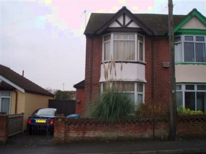 5 Bedroom House To Rent In Kitchener Road, Highfield, Southampton, SO17
