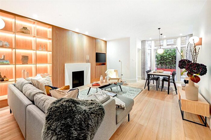 2 Bedroom Flat To Rent In Lennox Gardens, London, SW1X