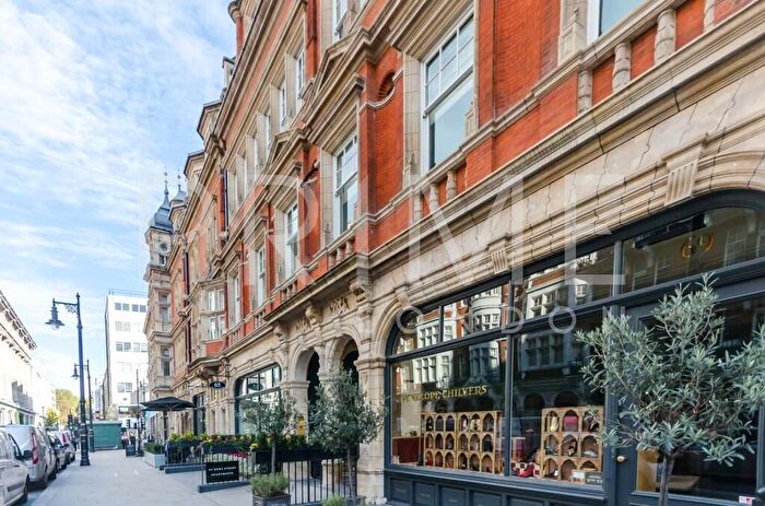 2 Bedroom Flat To Rent In Duke Street, Mayfair, London, W1K