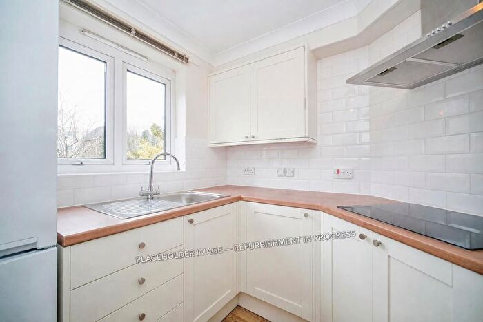 1 Bedroom Flat To Rent In Upper Gordon Road, Camberley, GU15