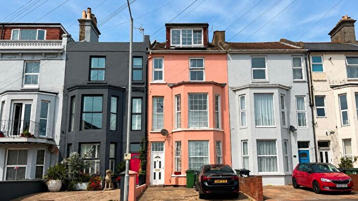 5 Bedroom Town House For Sale In Mount Pleasant Road, Hastings, TN34