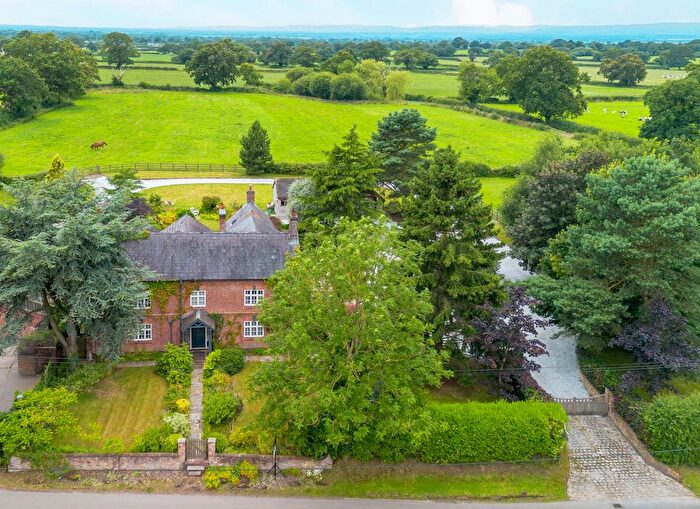 6 Bedroom Detached House For Sale In Lowcross Tilston Malpas, Cheshire, SY14