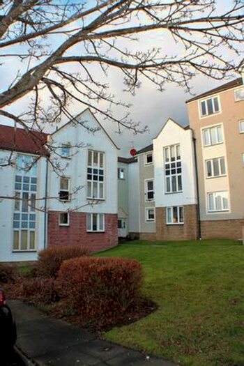 2 Bedroom Flat To Rent In Harbour Place, Dalgety Bay, Fife, KY11