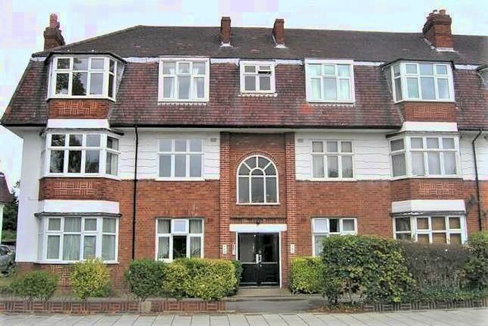 2 Bedroom Flat To Rent In Sherwood Hall, East End Road, East Finchley, N2