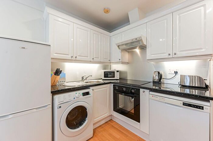 Studio To Rent In Nell Gwynn House, Chelsea, London, SW3