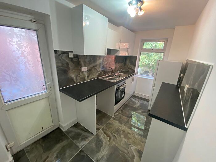 1 Bedroom Flat To Rent In Beatrice Road, Leicester, LE3