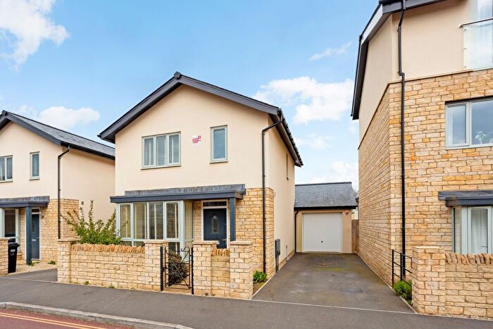 3 Bedroom Detached House To Rent In Beckford Drive, Lansdown, Bath, BA1