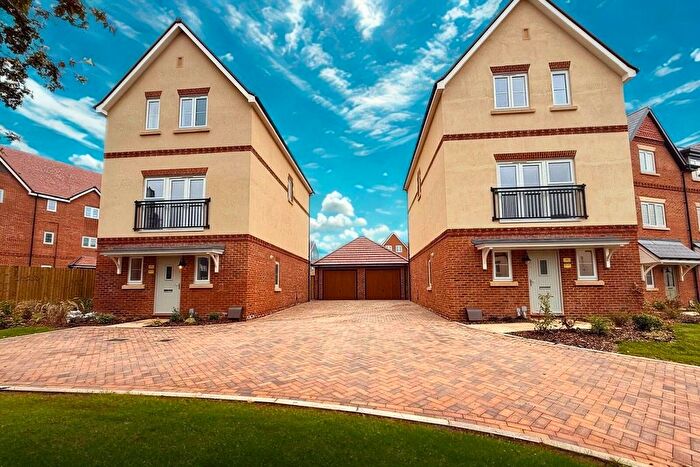 4 Bedroom Detached House For Sale In Abbey Barn Park, Abbey Barn Lane, High Wycombe, HP10
