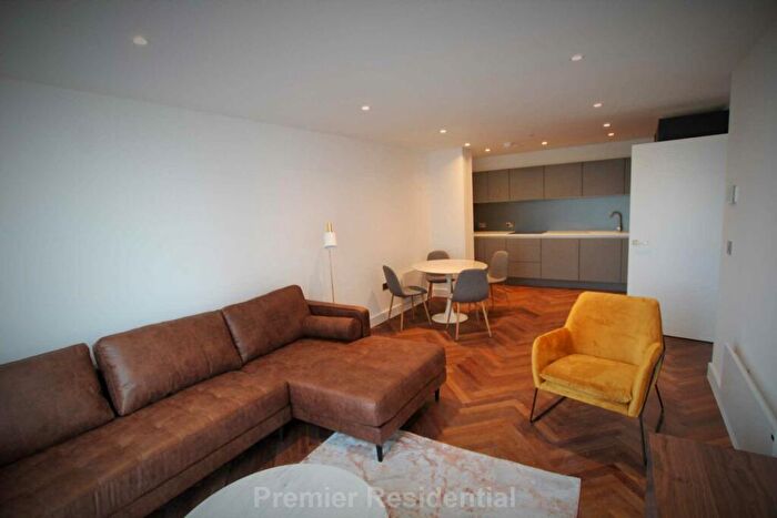 2 Bedroom Apartment To Rent In Deansgate Square, Owen Street, Manchester, M15