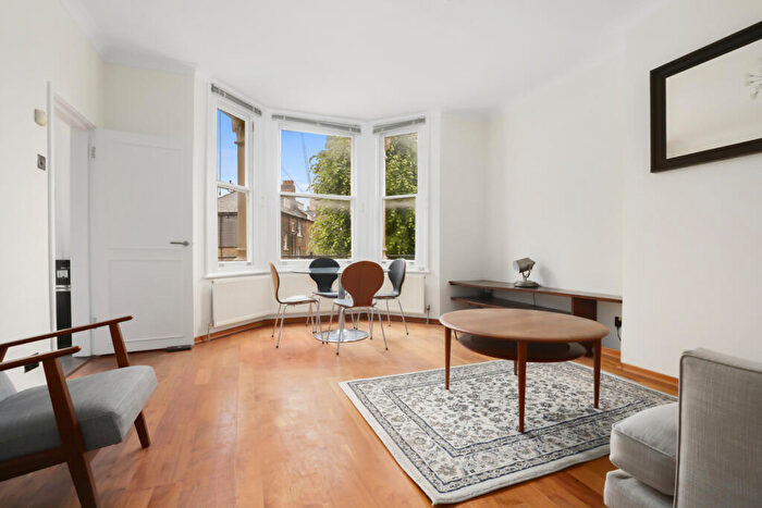 2 Bedroom Apartment To Rent In Anson Road, London, N7