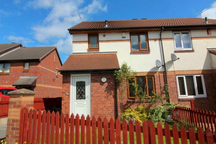 3 Bedroom Semi-Detached House To Rent In Coleridge Lane, Pudsey, LS28
