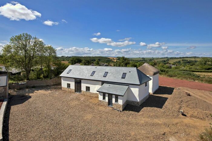 4 Bedroom Barn Conversion For Sale In Bondleigh, North Tawton, EX20