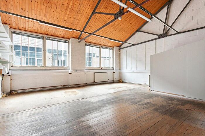 3 Bedroom Terraced House For Sale In Blackstock Mews, London, N4