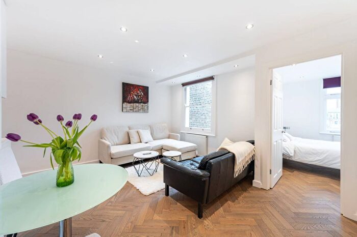 1 Bedroom Flat To Rent In Clanricarde Gardens, Notting Hill Gate, London, W2