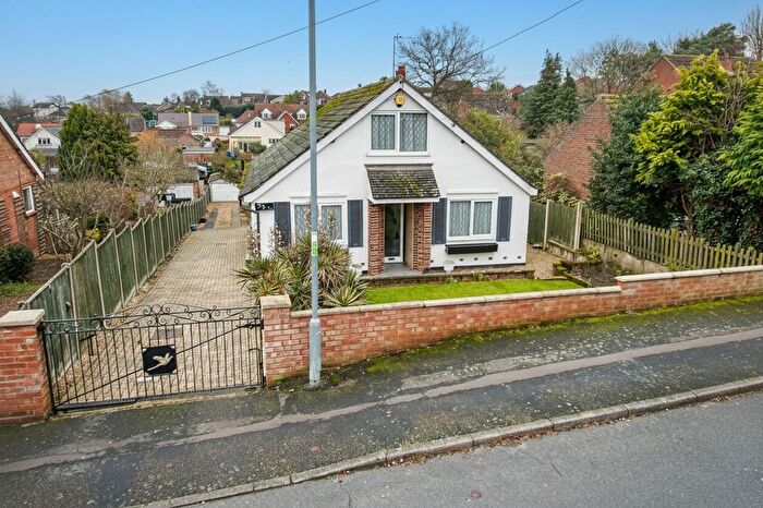 4 Bedroom Chalet For Sale In Ashtree Road, Costessey, Norwich, NR5