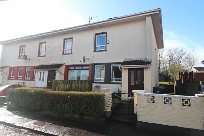 2 Bedroom End Of Terrace House To Rent In Mavis Road, Greenock, PA16