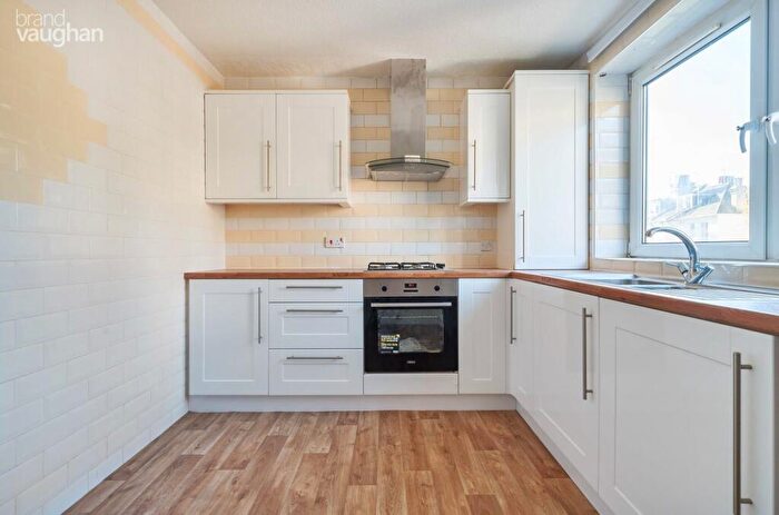 2 Bedroom Flat For Sale In Eaton Gardens, Hove, East Sussex, BN3