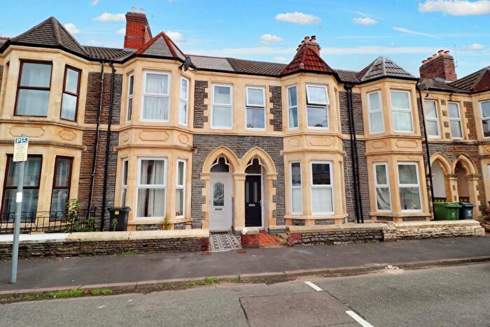 3 Bedroom Terraced House To Rent In Tewkesbury Place, Cathays, Cardiff, CF24