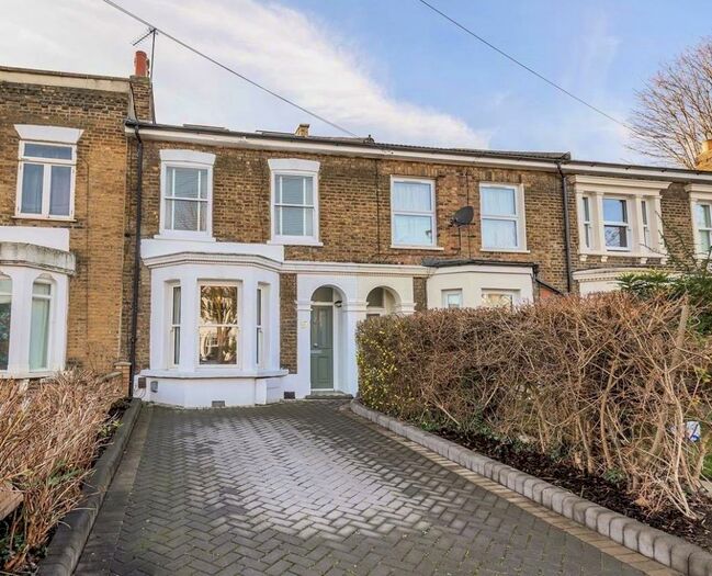 4 Bedroom Terraced House To Rent In Lytton Road, Leytonstone, E11