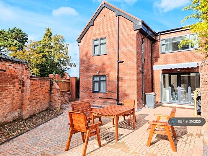 Studio To Rent In Park Road, Moseley, Birmingham, B13