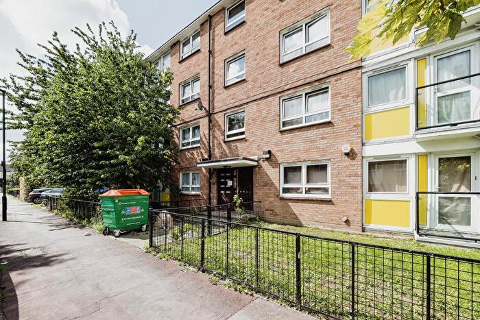 1 Bedroom Flat To Rent In Parkhurst Road, E12