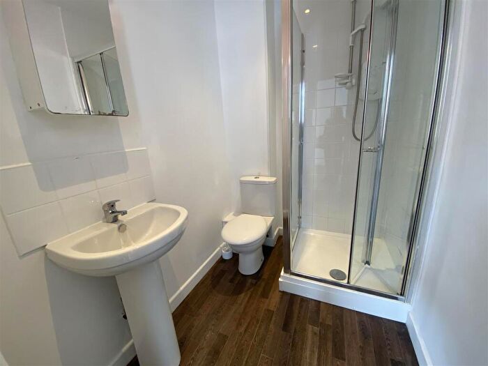 1 Bedroom Flat To Rent In One Bedroom Ground Floor Apartment With Parking, BH1