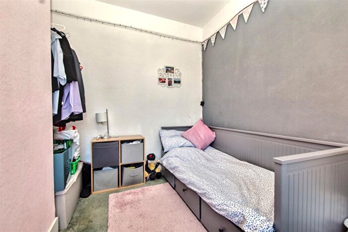3 Bedroom Terraced House For Sale In Albion Road, Eastbourne, BN22