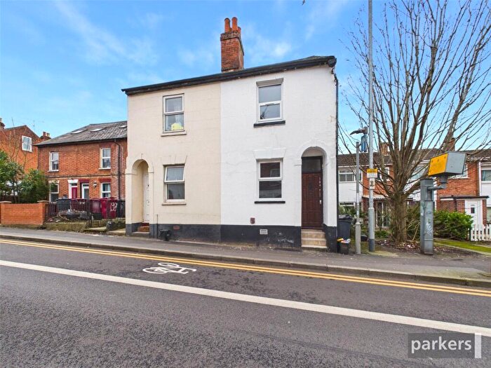 4 Bedroom End Of Terrace House For Sale In Southampton Street, Reading, Berkshire, RG1