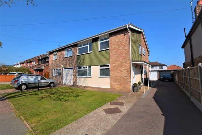 2 Bedroom Flat To Rent In Elmsleigh Drive, Leigh-On-Sea, SS9