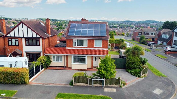 4 Bedroom Detached House For Sale In Shaftesbury Avenue, Sandiacre, NG10