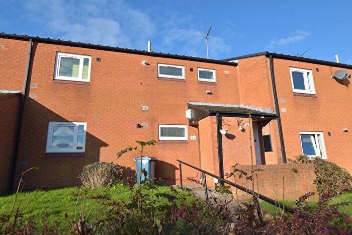 2 Bedroom Flat To Rent In Shaw Gardens, Stafford, ST17