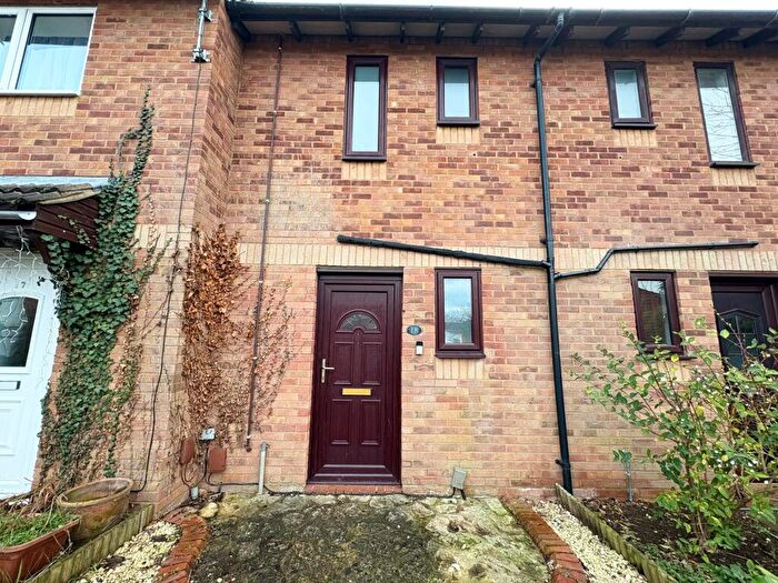 1 Bedroom Flat To Rent In Arundel Court, Ise Lodge, Kettering, NN15
