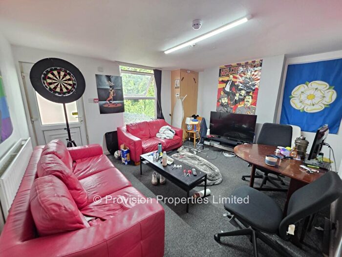4 Bedroom Terraced House To Rent In Ashville Road, Hyde Park, Leeds, LS6
