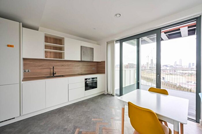 Studio To Rent In Skyline Apartments, Bow, London, E3