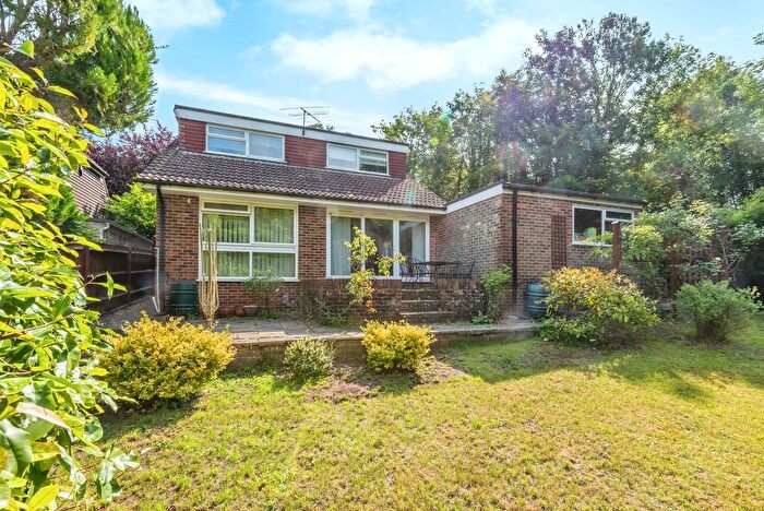 3 Bedroom Detached House For Sale In Ermyn Way, Leatherhead, Surrey, KT22