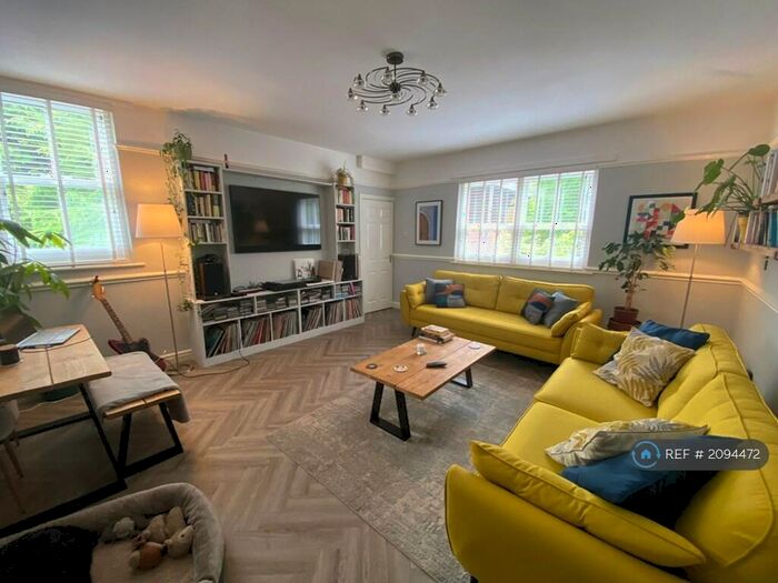 2 Bedroom Flat To Rent In Livingston Drive North, Liverpool, L17