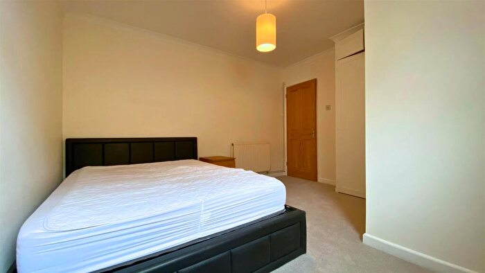 1 Bedroom Flat To Rent In Redland, Bristol, BS6