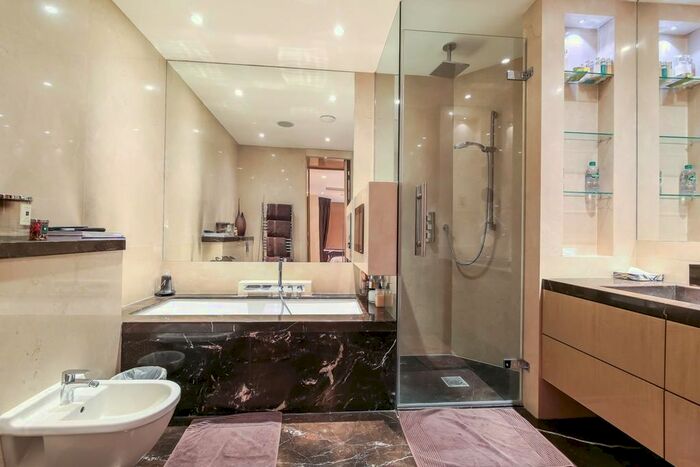 5 Bedroom Flat To Rent In Knightsbridge, London, SW1X