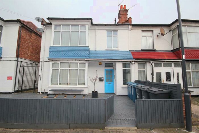 1 Bedroom Flat To Rent In Hindes Road, Harrow, HA1