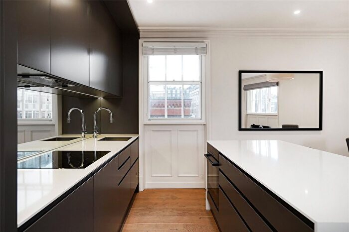 1 Bedroom Flat To Rent In Lower Belgrave Street, Knightsbridge, SW1W