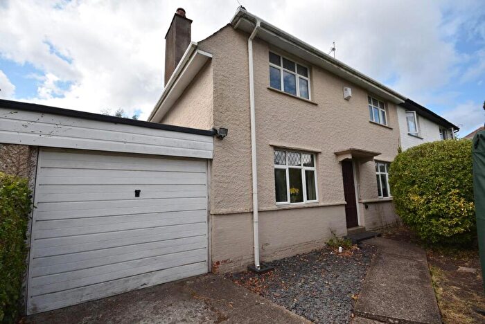 3 Bedroom Semi Detached House For Sale In Coleridge Avenue, Penarth, CF64