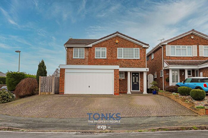 5 Bedroom Detached House For Sale In County Park Avenue, Halesowen, B62